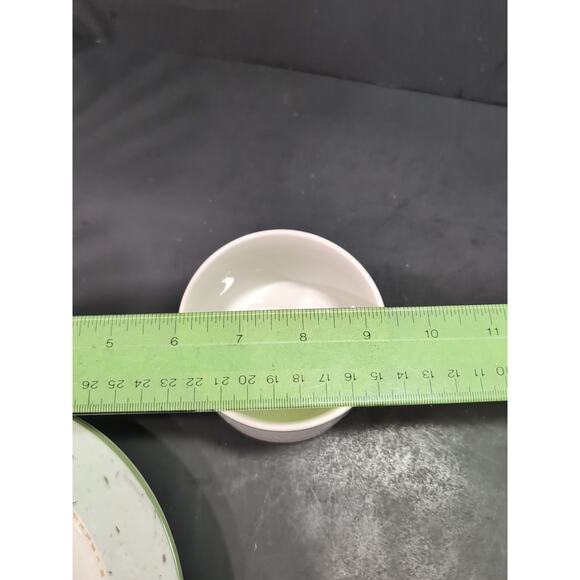 Johnson Brothers Stoneware, 3‎ Pc Place Setting, Paper Leaves Collection, Dinner - Picture 10 of 10